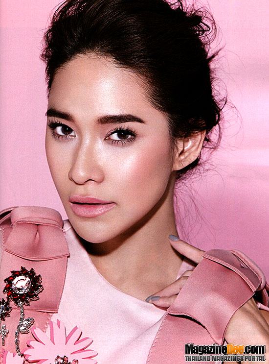 ลุคนี้ พลอย เฌอมาลย์ ชีใสเนาะ
