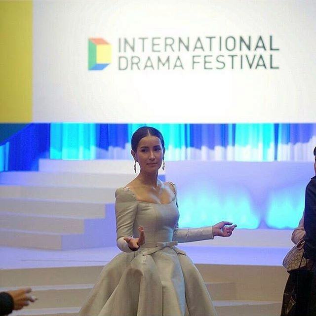 ญี่ปุ่นตะลึง! "แอน ทองประสม" ในชุดสวยสง่า รับรางวัล ละครยอดเยี่ยมระดับเอเชีย!