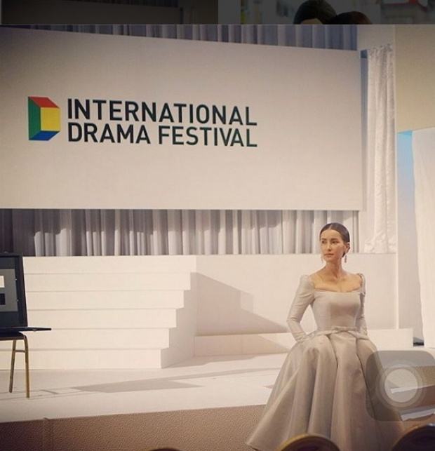 ญี่ปุ่นตะลึง! "แอน ทองประสม" ในชุดสวยสง่า รับรางวัล ละครยอดเยี่ยมระดับเอเชีย!