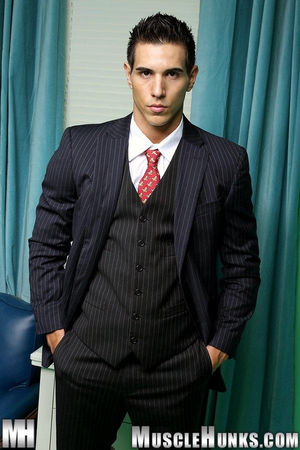 Alan Valdez