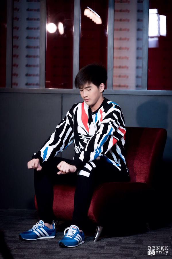 ทำอะไรก็หล่อ ทำอะไรก็น่ารักไปหมดนะ แบงค์ ธีวรา หนุ่มน้อยวัย 15 ปี จาก Lovesick/The School