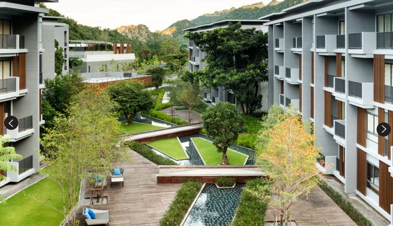23&deg; Condominium
