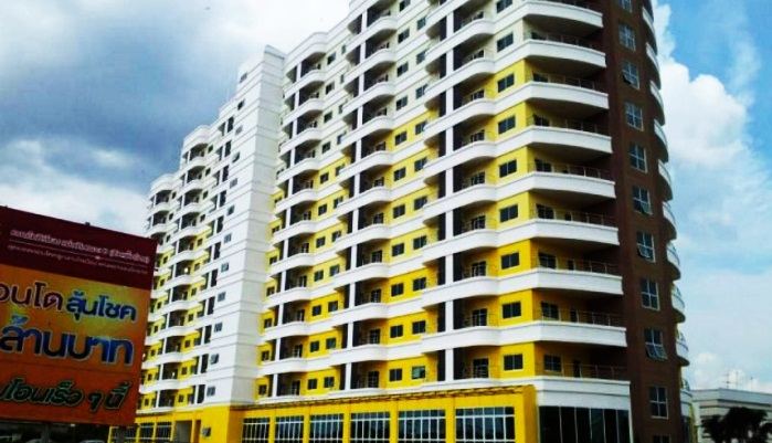  sim Condominium
