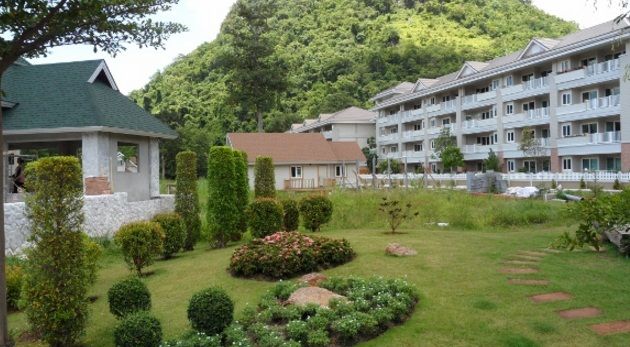 ชลธาร Condominium
