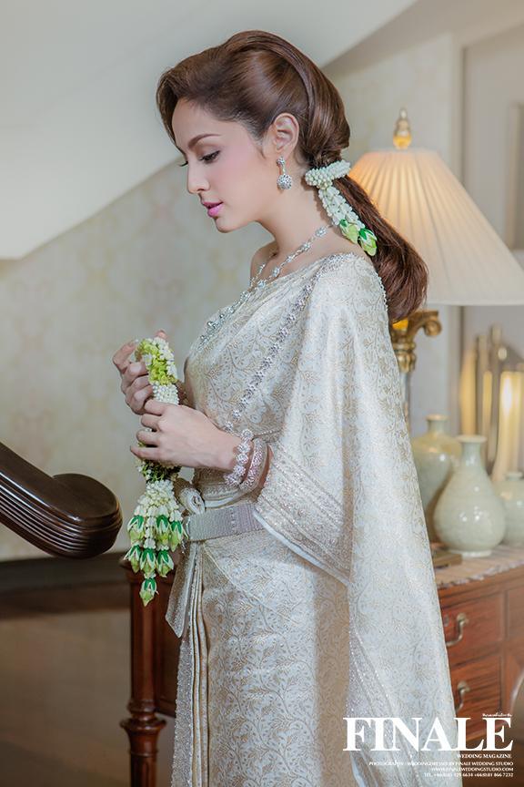 Thai dress