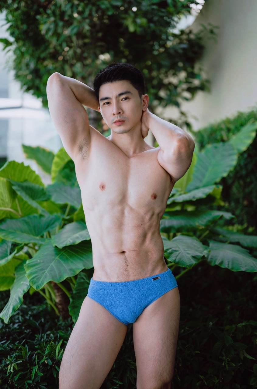 Sexy guy 23