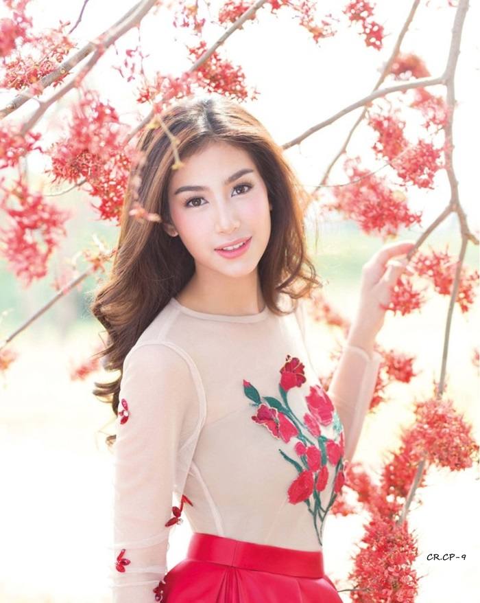 มิ้นต์-ชาลิดา @ IN vol.11 no.255 October 2015