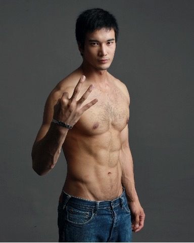 ต๊อบ ชัยวัฒน์