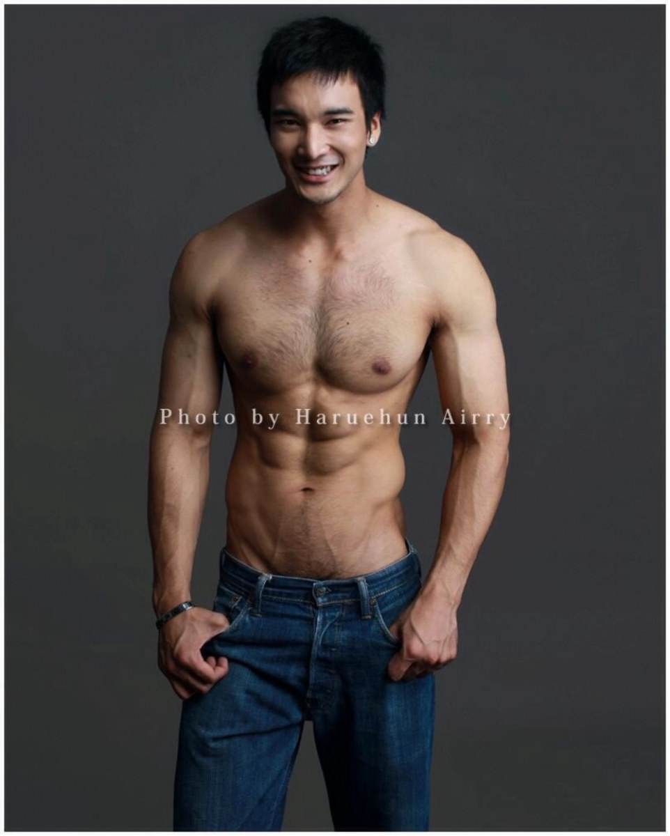 ต๊อบ ชัยวัฒน์