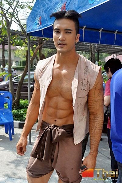 ต๊อบ ชัยวัฒน์
