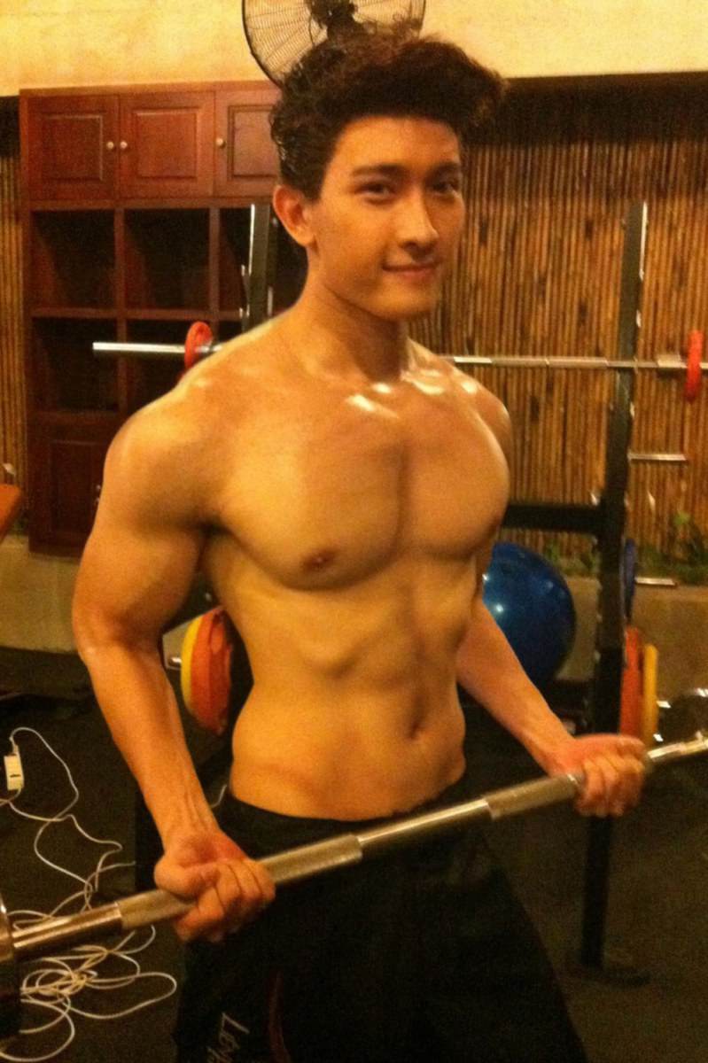 อยากโดนรุม