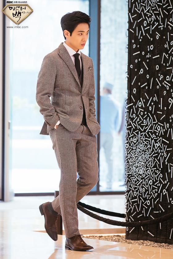 อีจุน MBLAQ ในซีรี่ส์ Mr.Back ขอย้อนวัยให้หัวใจกลับไปเฟี้ยว