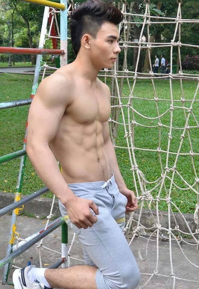 ถอดโชว์เรือนร่าง 838