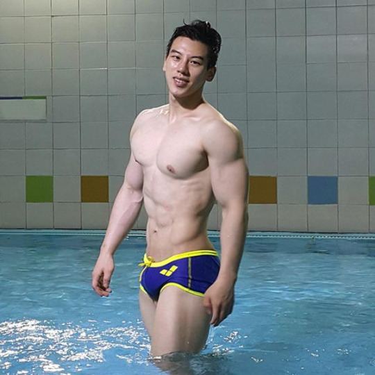 ถอดโชว์เรือนร่าง 847