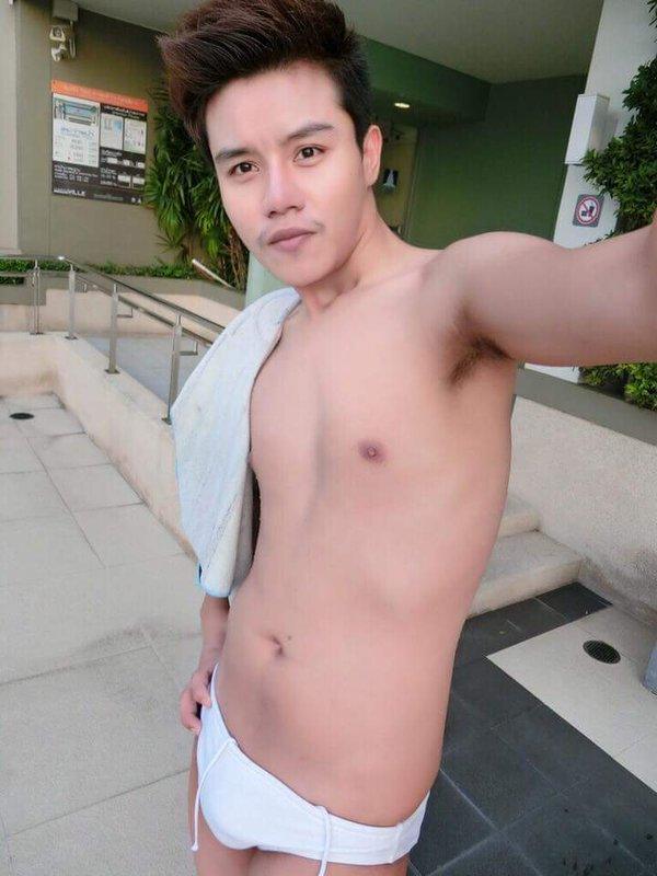 Thai Man on Twitter