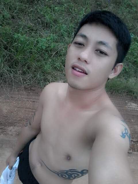 Thai Man on Twitter2