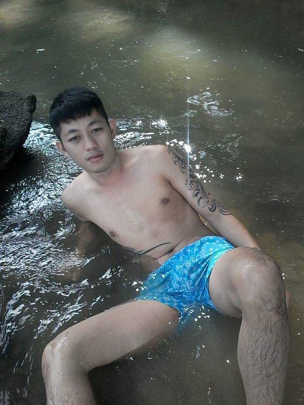 Thai Man on Twitter2