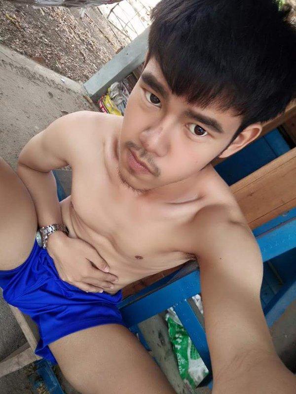 Thai Man on Twitter2