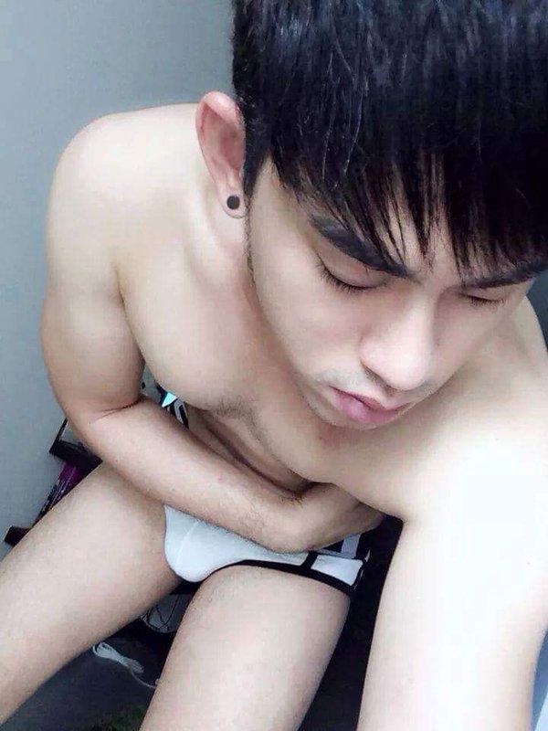 Thai Man on Twitter2