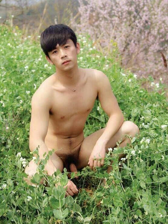 Thai Man on Twitter2