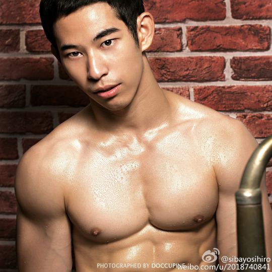 ถอดโชว์เรือนร่าง 868