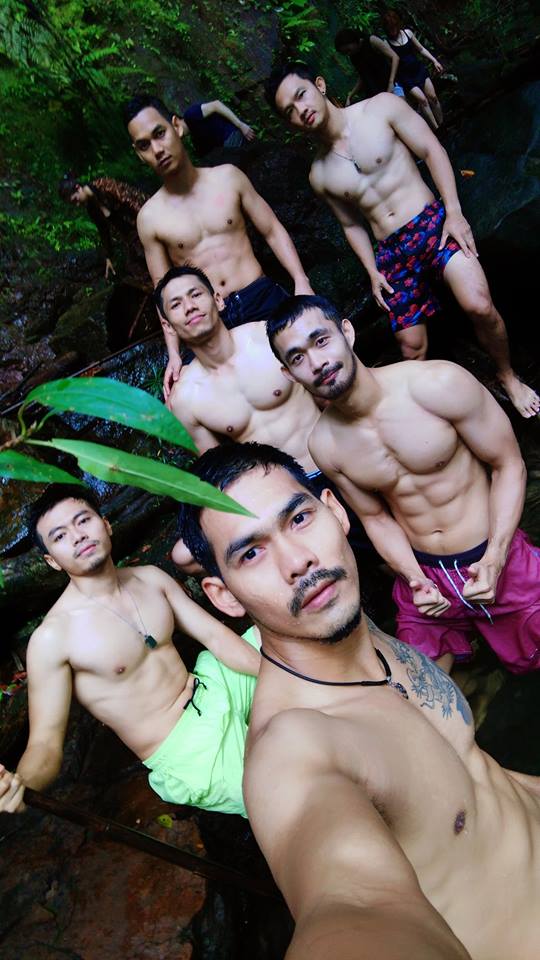 ถอดโชว์เรือนร่าง 896