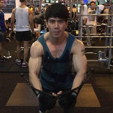 กำปั้น บาซู