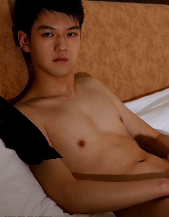 ขาวใสอมชมพู น่า...