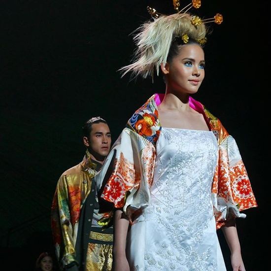 อลังการงานสร้าง รวมดารา-นางแบบมากมาย ในงาน Siam Paragon Bangkok International Fashion Week 2015