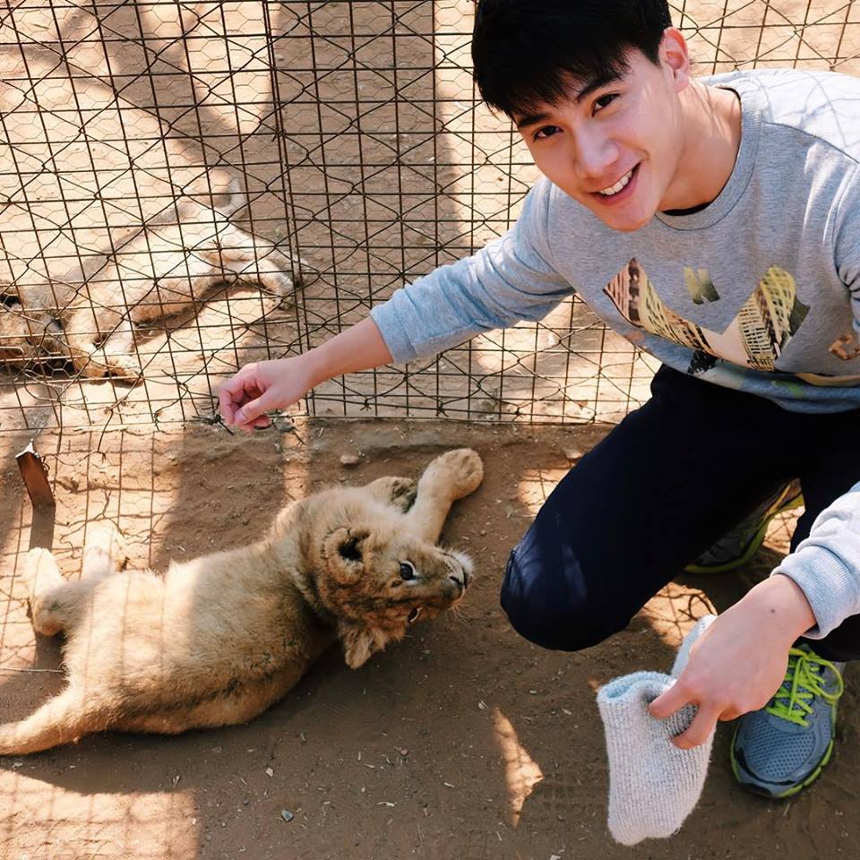 "ตุลย์ ภากร" หรือ พี่อาร์ท ในละครทางผ่านกามเทพ #ตัวจริงหุ่นเเซ่บมากคร่าาา