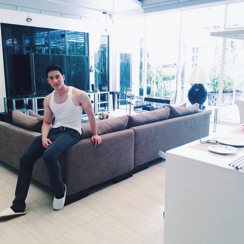 "ตุลย์ ภากร" หรือ พี่อาร์ท ในละครทางผ่านกามเทพ #ตัวจริงหุ่นเเซ่บมากคร่าาา