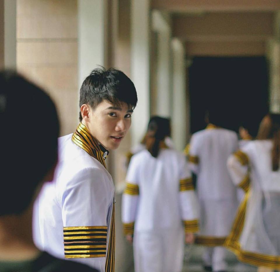 "ตุลย์ ภากร" หรือ พี่อาร์ท ในละครทางผ่านกามเทพ #ตัวจริงหุ่นเเซ่บมากคร่าาา