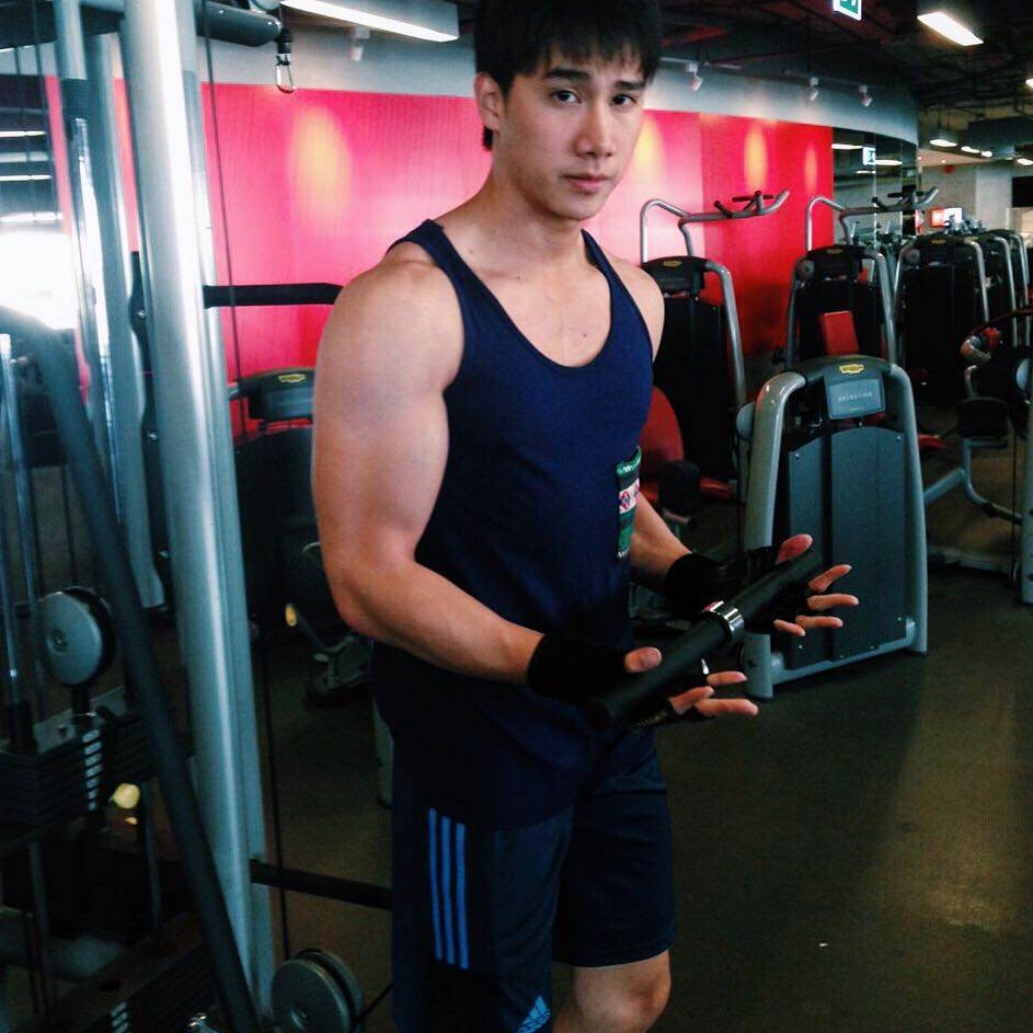 "ตุลย์ ภากร" หรือ พี่อาร์ท ในละครทางผ่านกามเทพ #ตัวจริงหุ่นเเซ่บมากคร่าาา