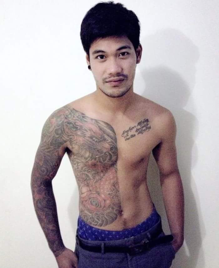 เลียให้เพลียแคม