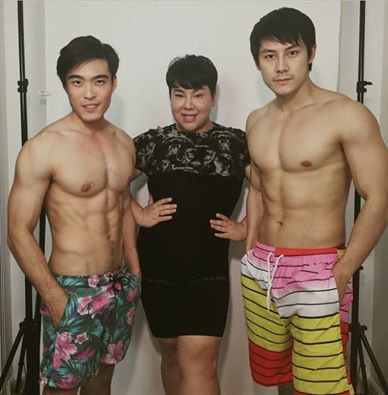 เลียให้เพลียแคม