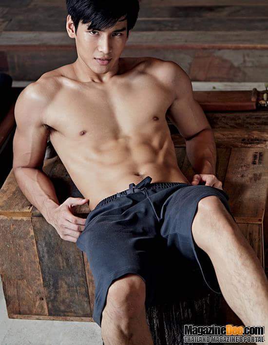 เลียให้เพลียแคม