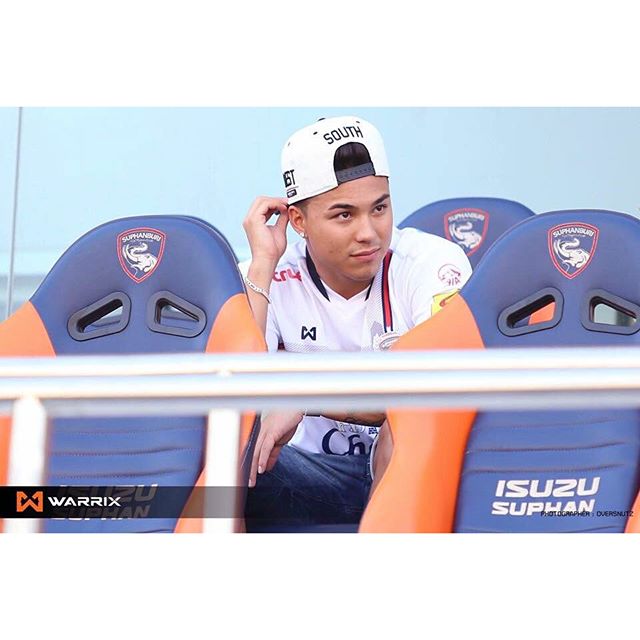 ชาริล ชัปปุยส์ ห่างสนามไปนาน ❤ มาอัพเดทความหล่อกันหน่อย
