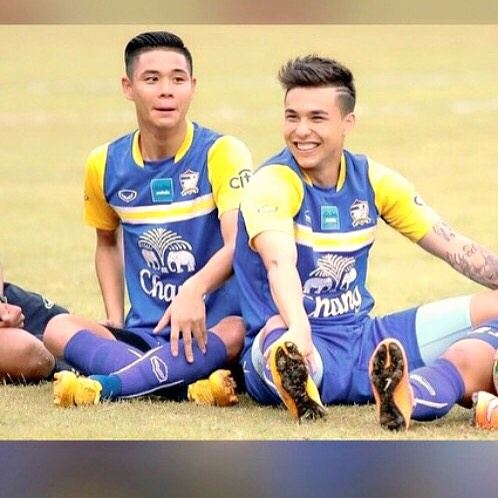 ชาริล ชัปปุยส์ ห่างสนามไปนาน ❤ มาอัพเดทความหล่อกันหน่อย