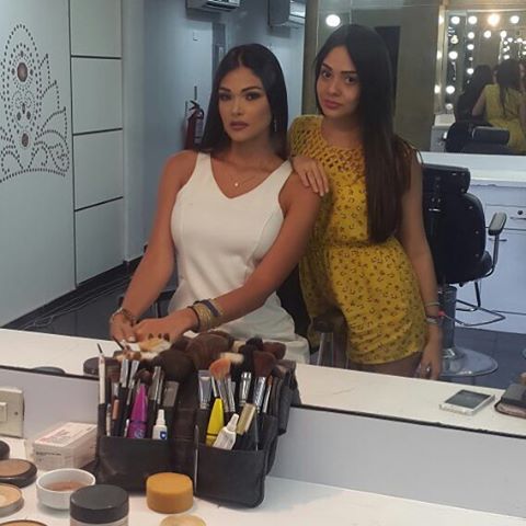 ตัวแทน Venezuela ในเวที Miss Earth 2015 สูง 183 ซม.