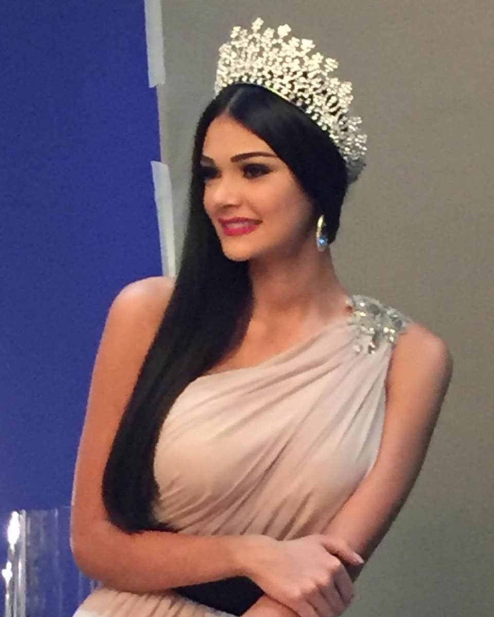 ตัวแทน Venezuela ในเวที Miss Earth 2015 สูง 183 ซม.
