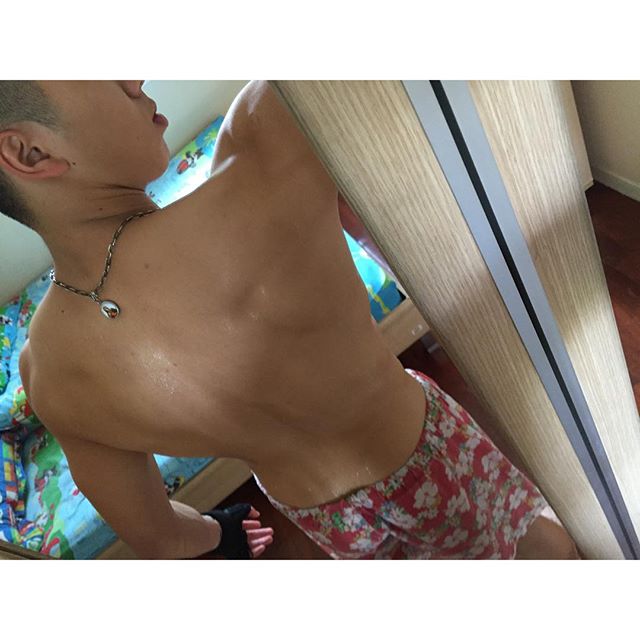 น้องโดนัท หนุ่มมัธยมกล้ามโต จาก เซนต์ดอมินิก