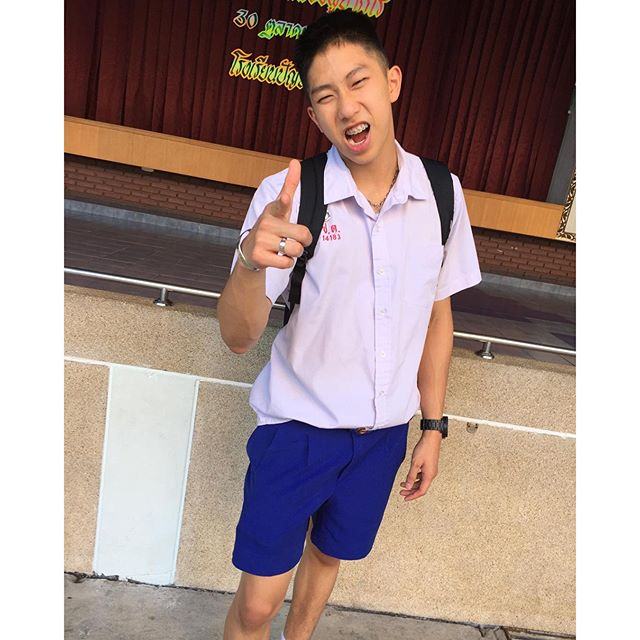 น้องโดนัท หนุ่มมัธยมกล้ามโต จาก เซนต์ดอมินิก