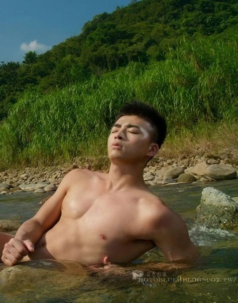 เล่นน้ำกันเถอะ>>>