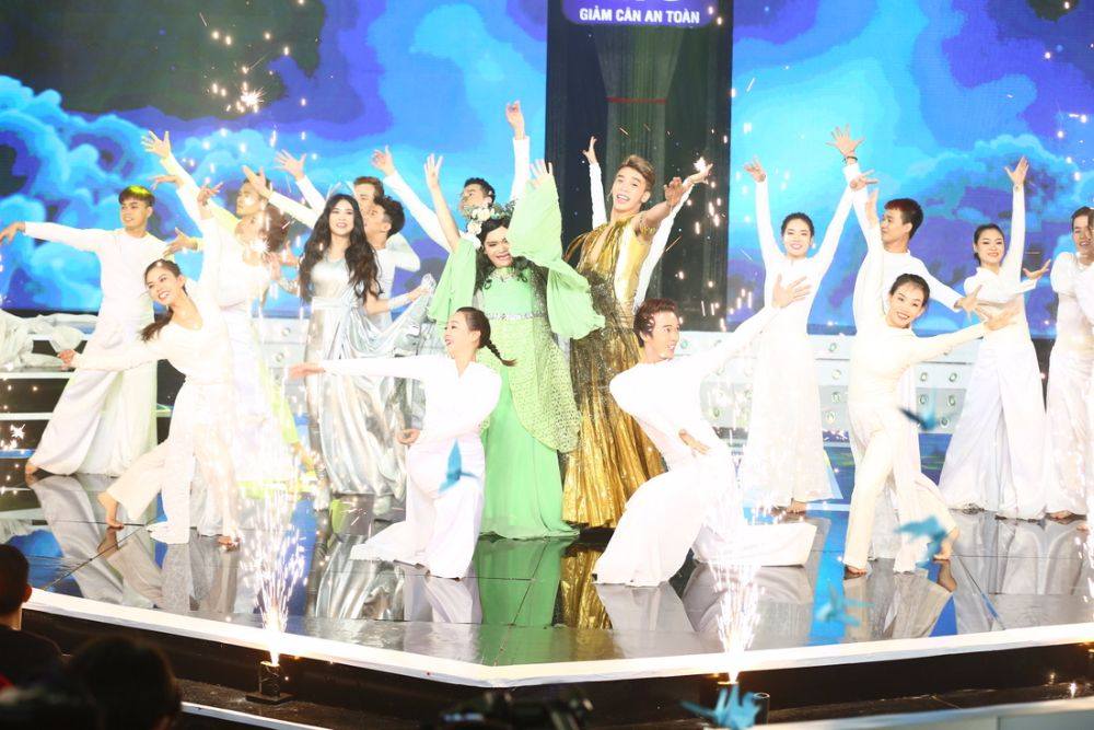 Koolcheng Trịnh Tú Trung - Reality show "Cùng Nhau Toả Sáng" final show