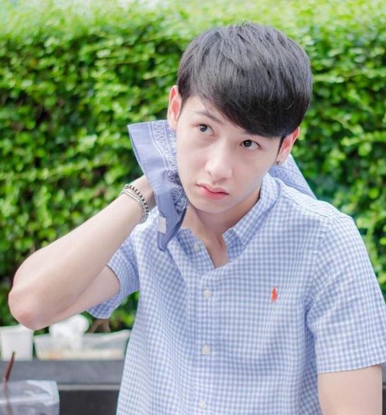 โหวต ! กัน-โบกัส  แตกเนื้อหนุ่ม ใครหล่อสุด !!!