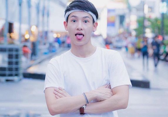 โหวต ! กัน-โบกัส  แตกเนื้อหนุ่ม ใครหล่อสุด !!!