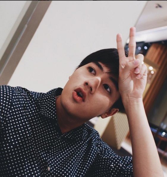 โหวต ! กัน-โบกัส  แตกเนื้อหนุ่ม ใครหล่อสุด !!!