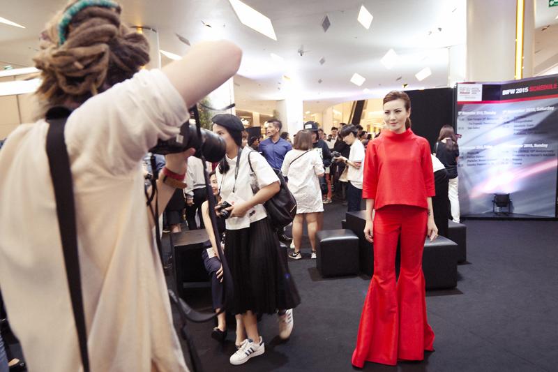 Ruby Yến Trang, Yến Nhi, Koolcheng Trịnh Tú Trung - BIFW 2015