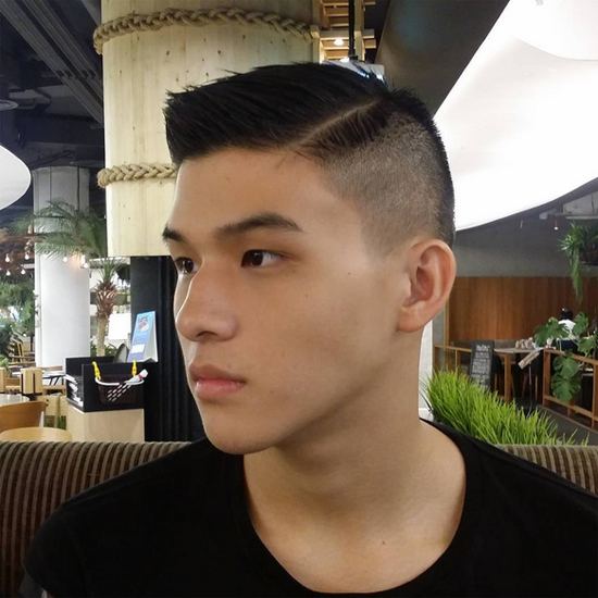 สกาย วงศ์รวี หนุ่มหล่อสุดฮอต ที่สาว ๆ ส่งเสียงกรี๊ดกันทั่วบ้านทั่วเมือง จากซีรีส์ฮอร์โมน 3
