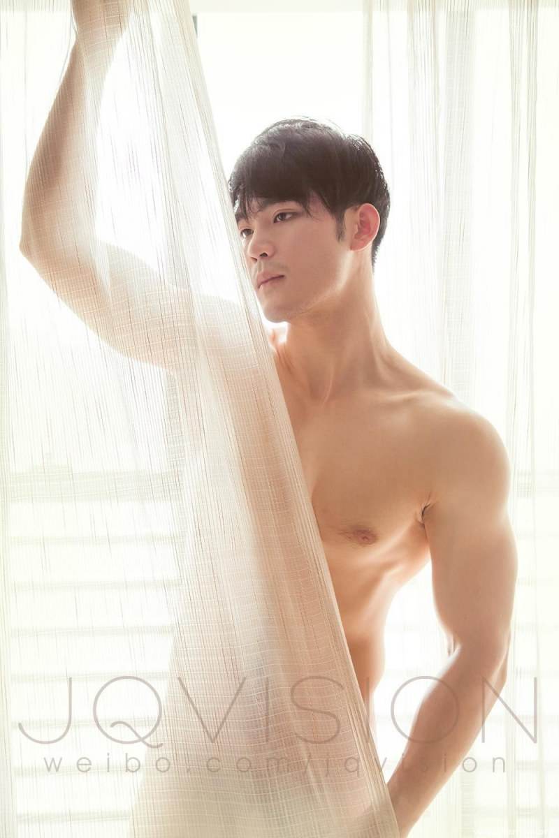 ถอดโชว์เรือนร่าง 910